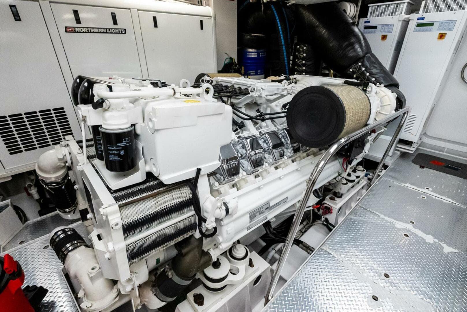 2011 Westport 112 — photo 87