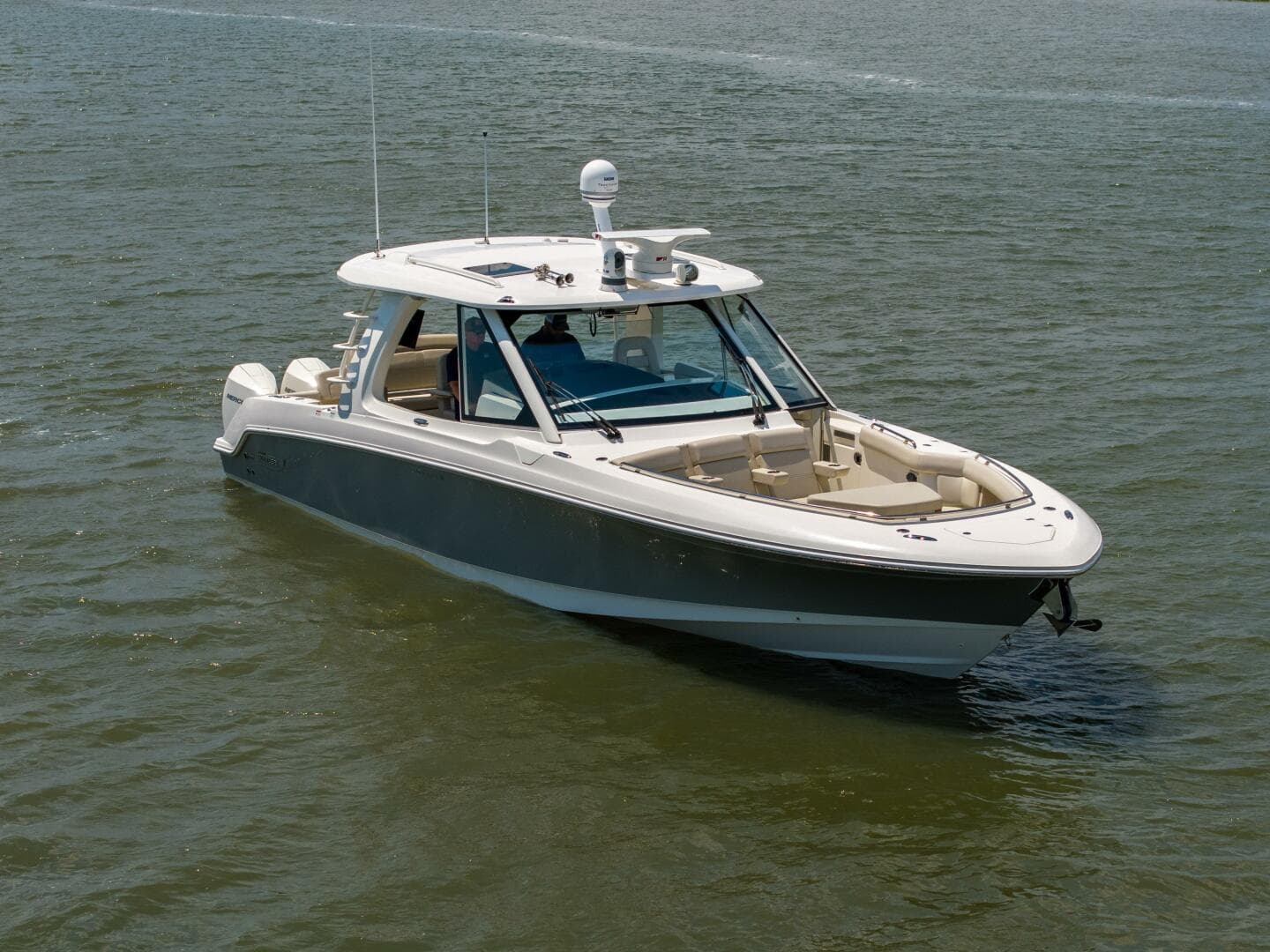 2022 Boston Whaler — photo 4