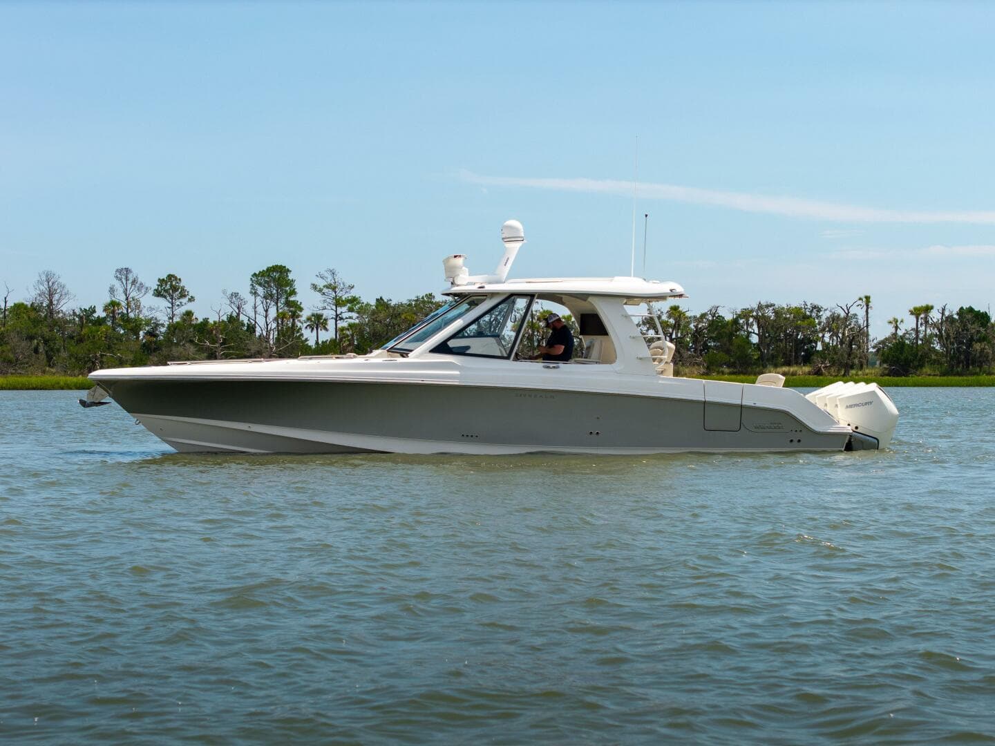 2022 Boston Whaler