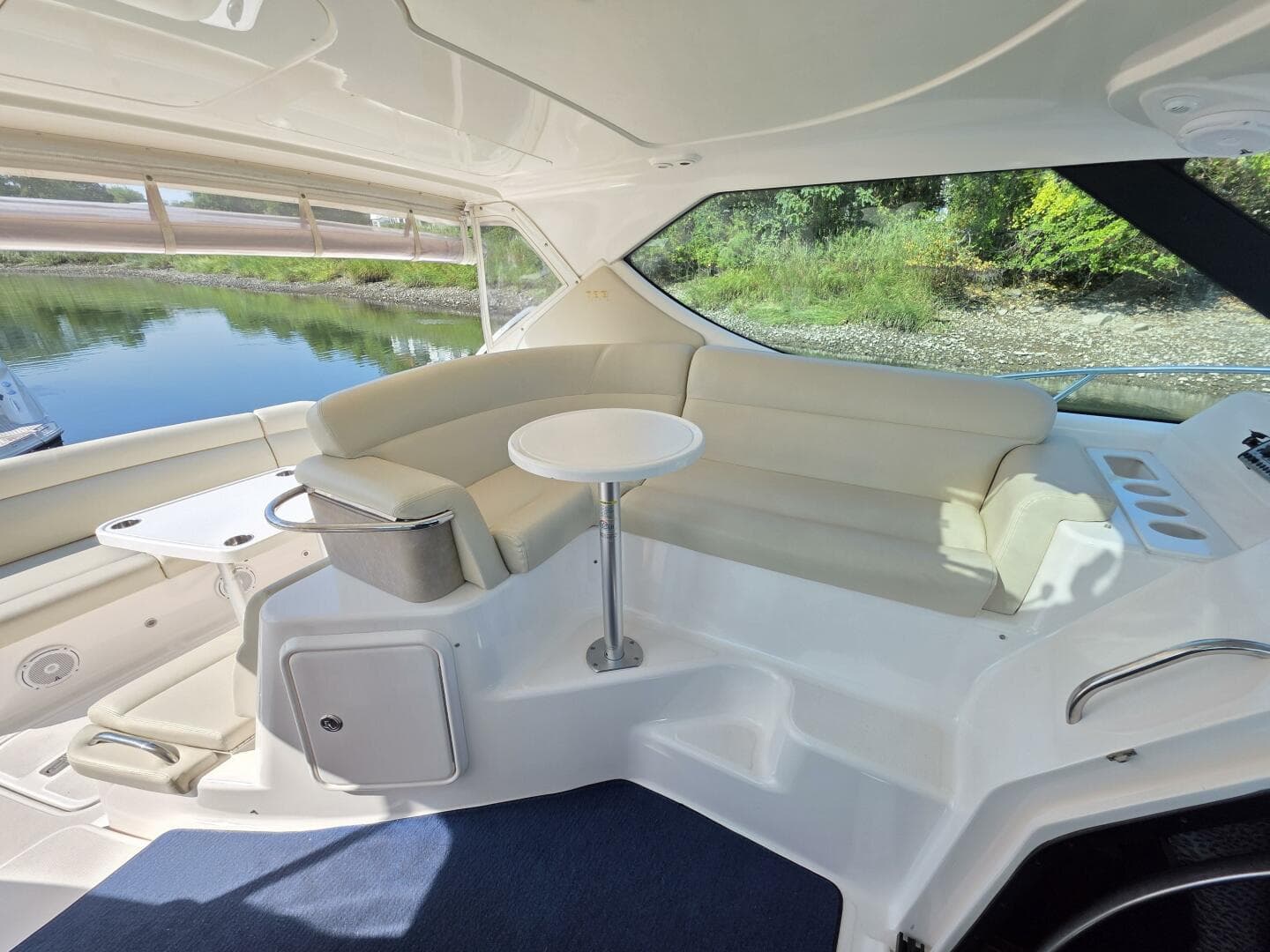 2007 Tiara Yachts 3900 Sovran — photo 8