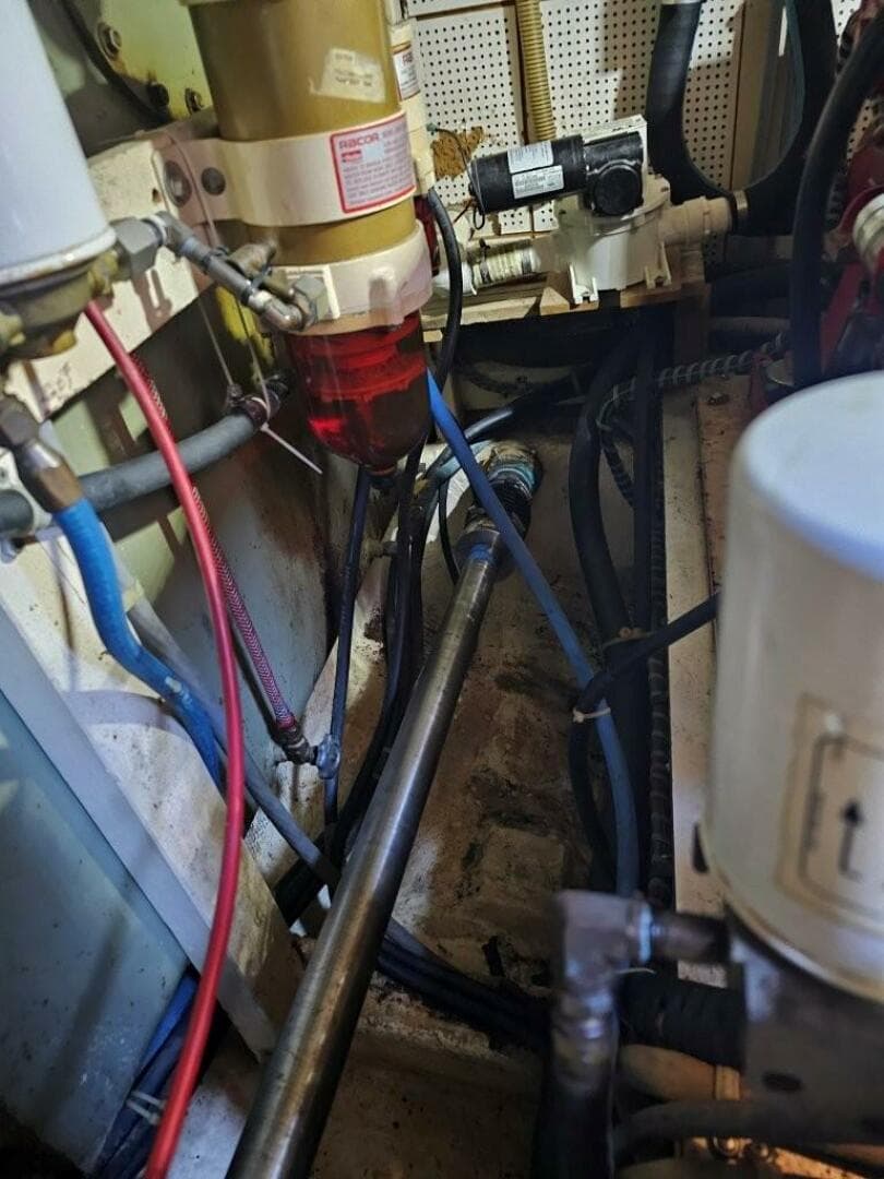 1985 Grand Banks Classic — photo 33