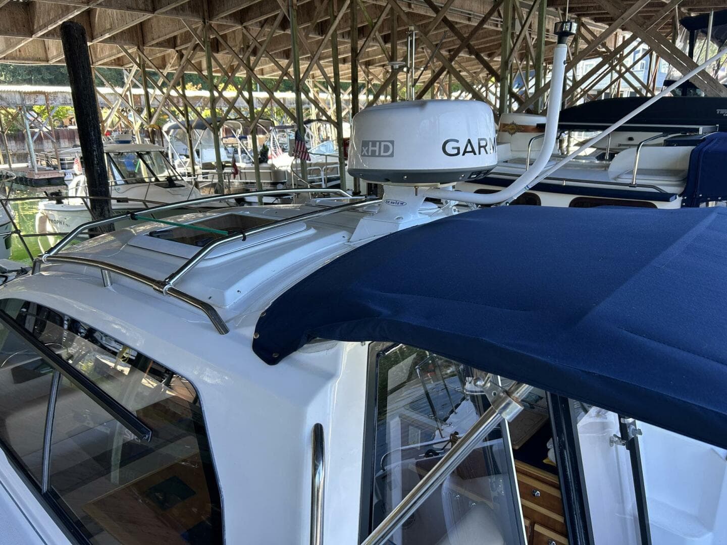 2017 Cutwater C-24 — photo 27