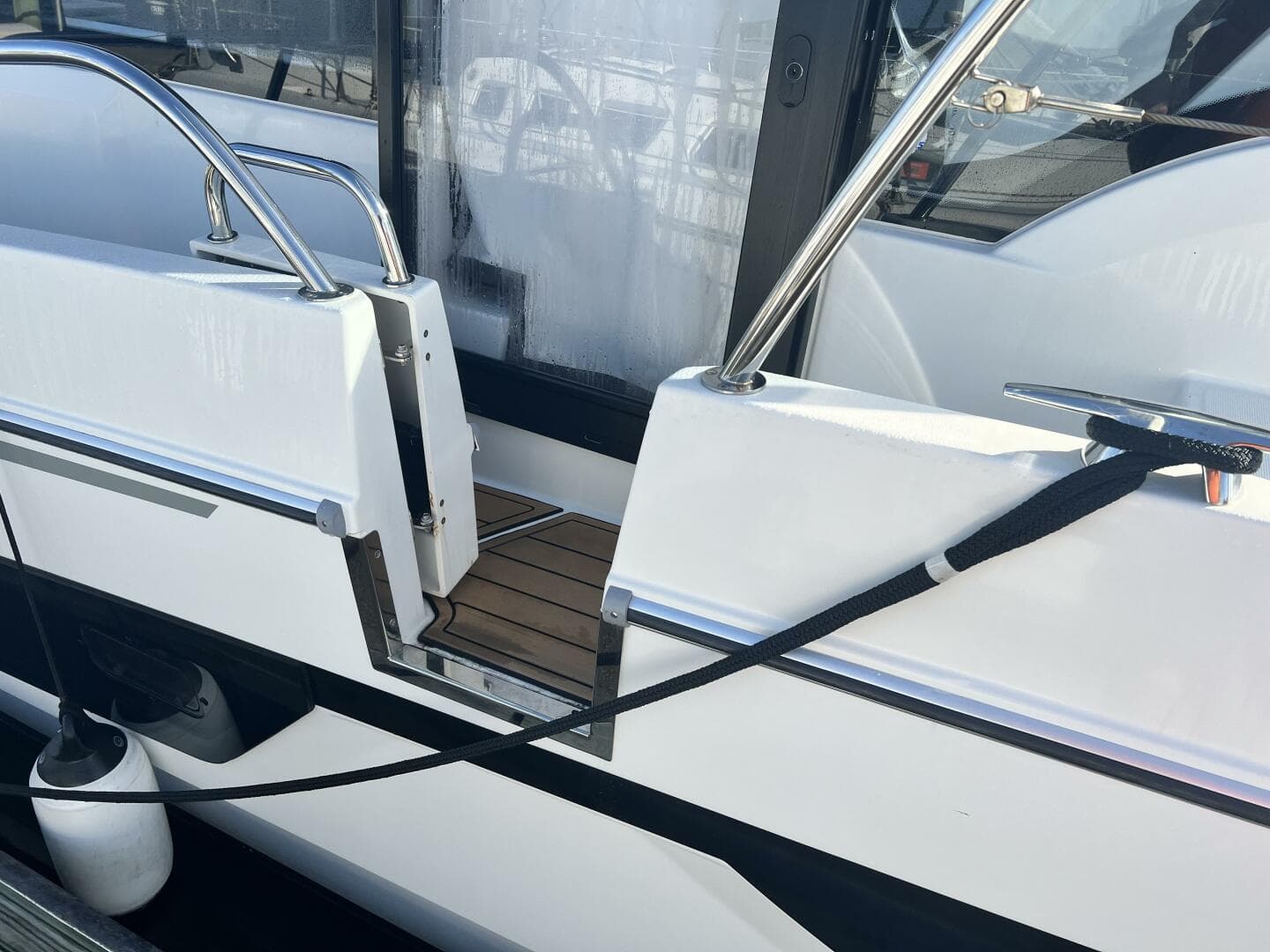 2024 Beneteau Antares 11 — photo 18