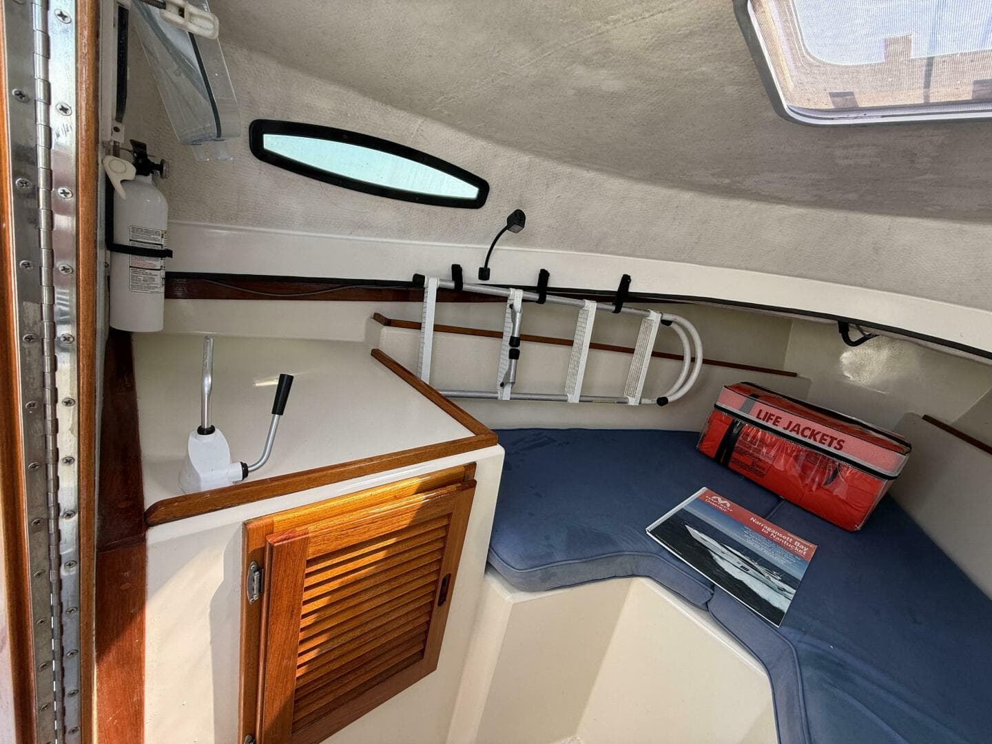 1996 Oldport Marine 26 — photo 11