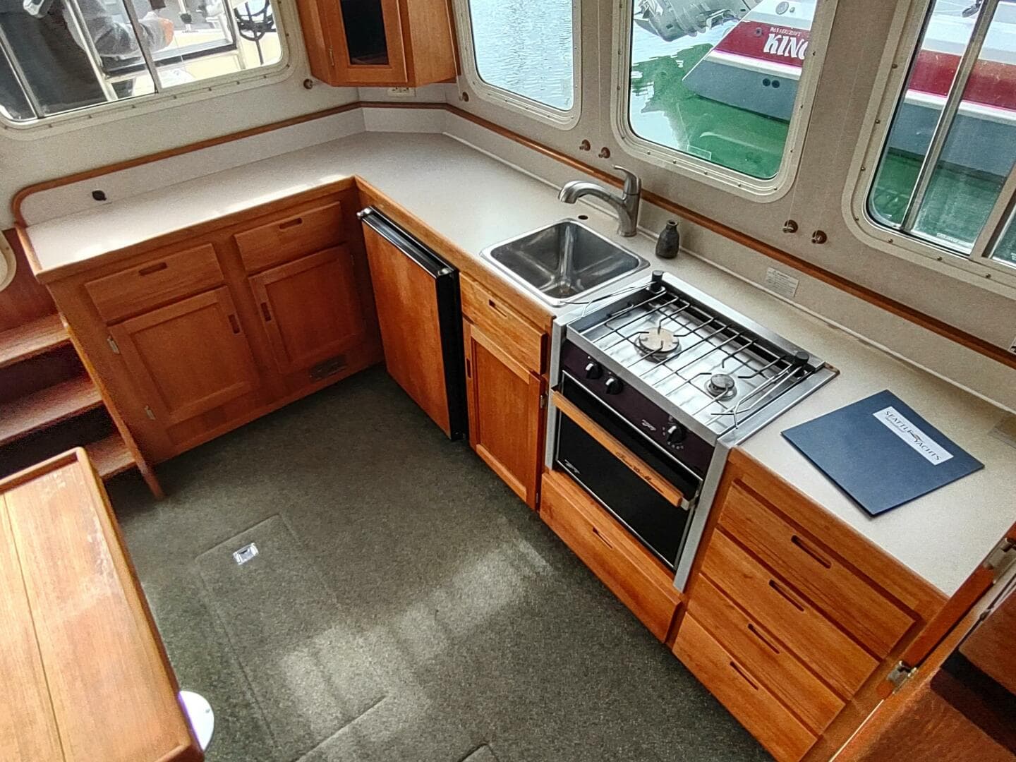 2004 Nordic Tugs 32 — photo 23