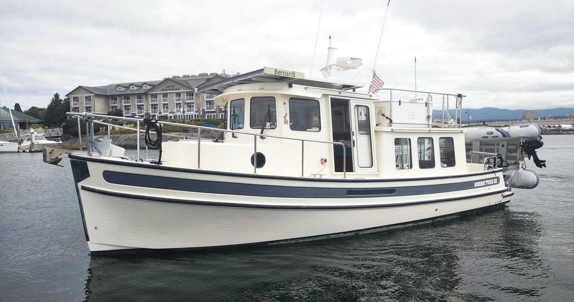 2004 Nordic Tugs 32 — photo 2