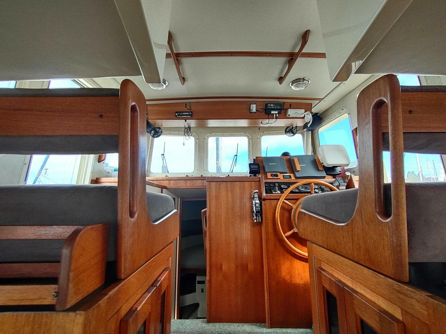 2004 Nordic Tugs 32 — photo 21