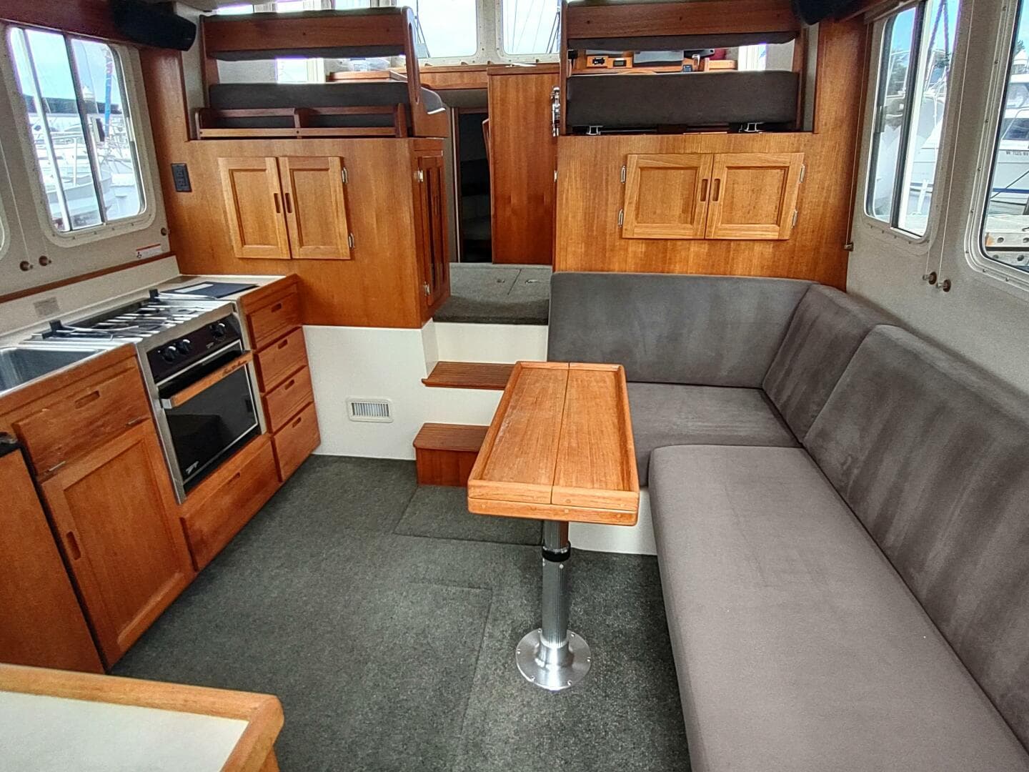 2004 Nordic Tugs 32 — photo 14