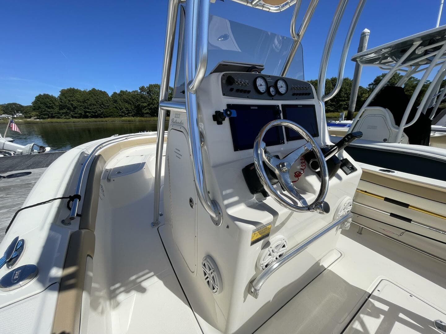 2017 Pioneer 222 Islander — photo 11