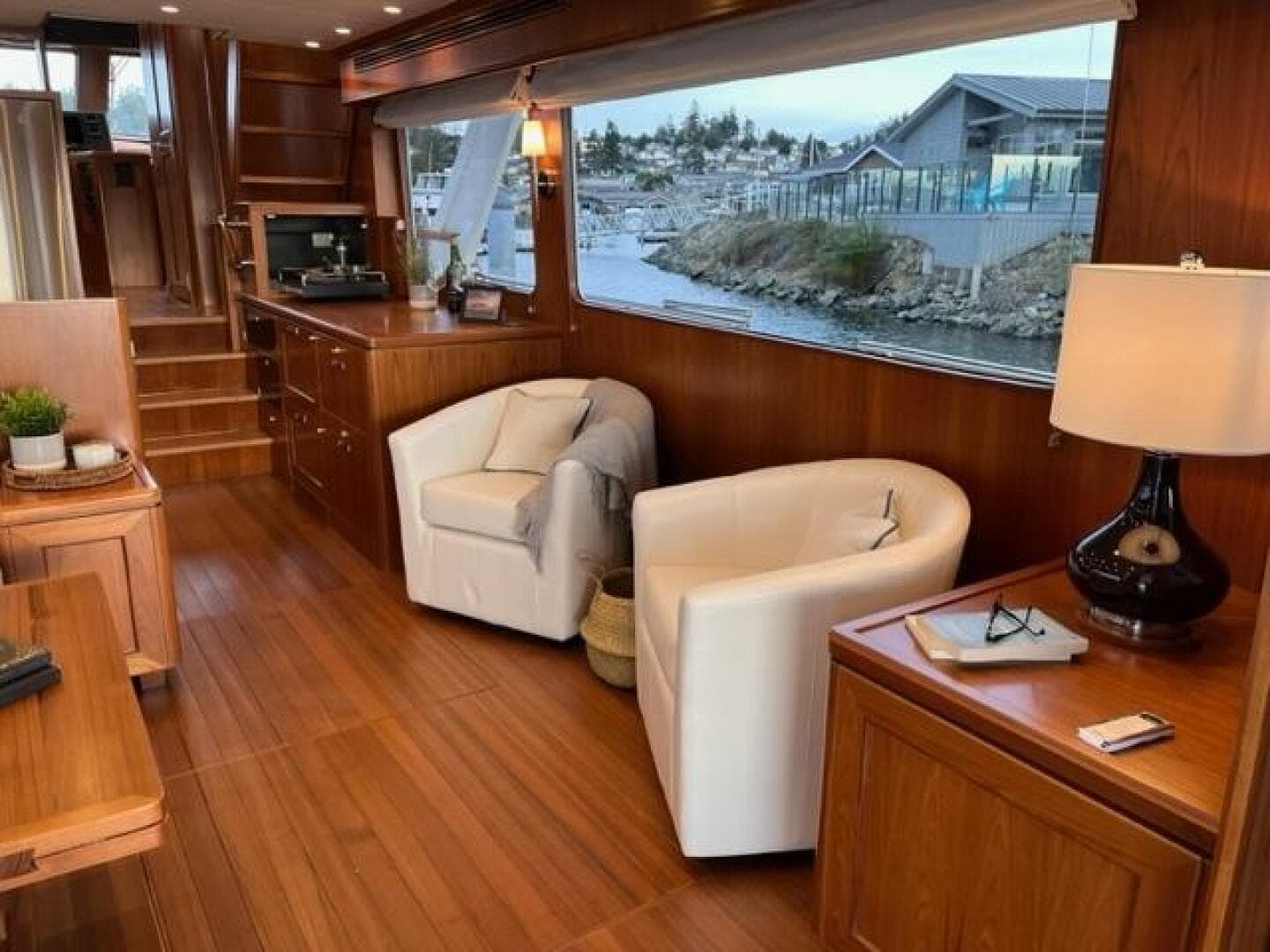 2023 Offshore Yachts Elv — photo 4