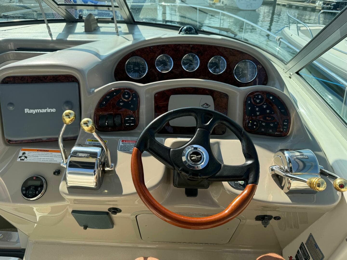 2007 Sea Ray 340 Sundancer — photo 22