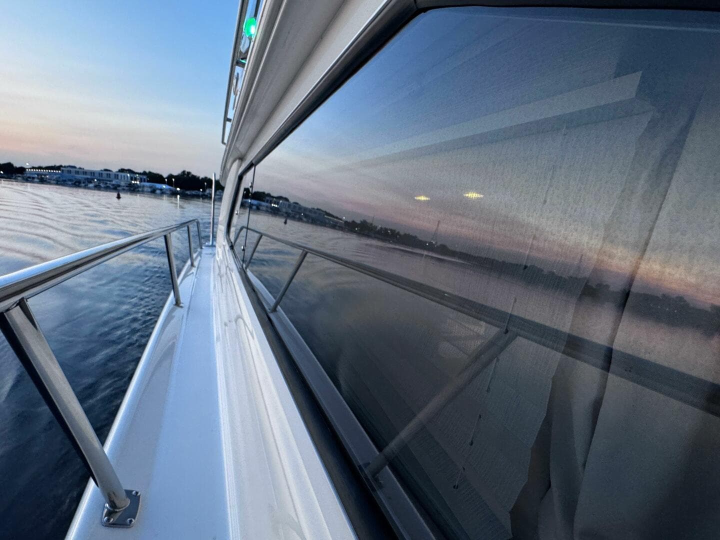 2000 Sea Ray 450 Express Bridge — photo 26