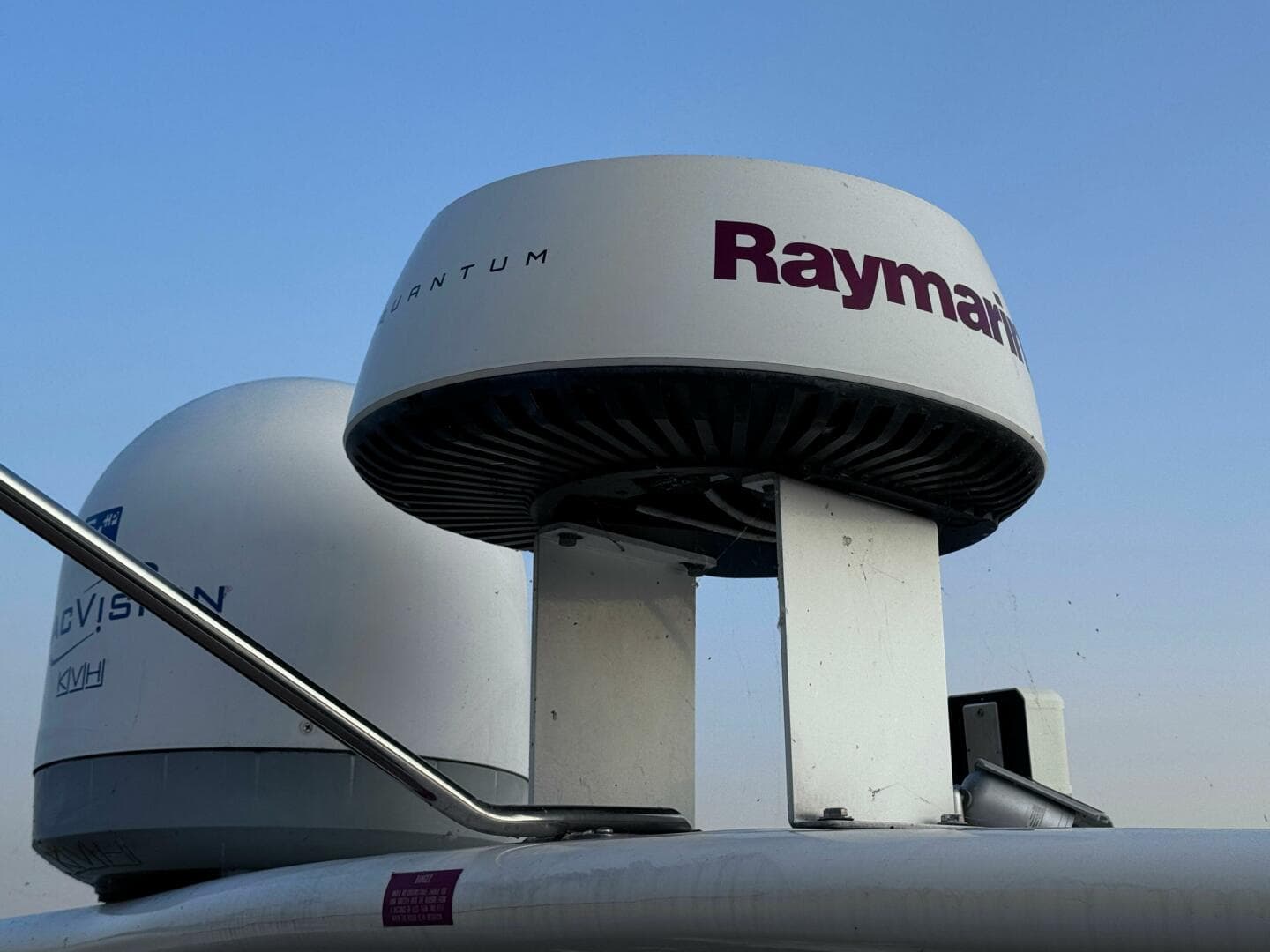 2000 Sea Ray 450 Express Bridge — photo 29