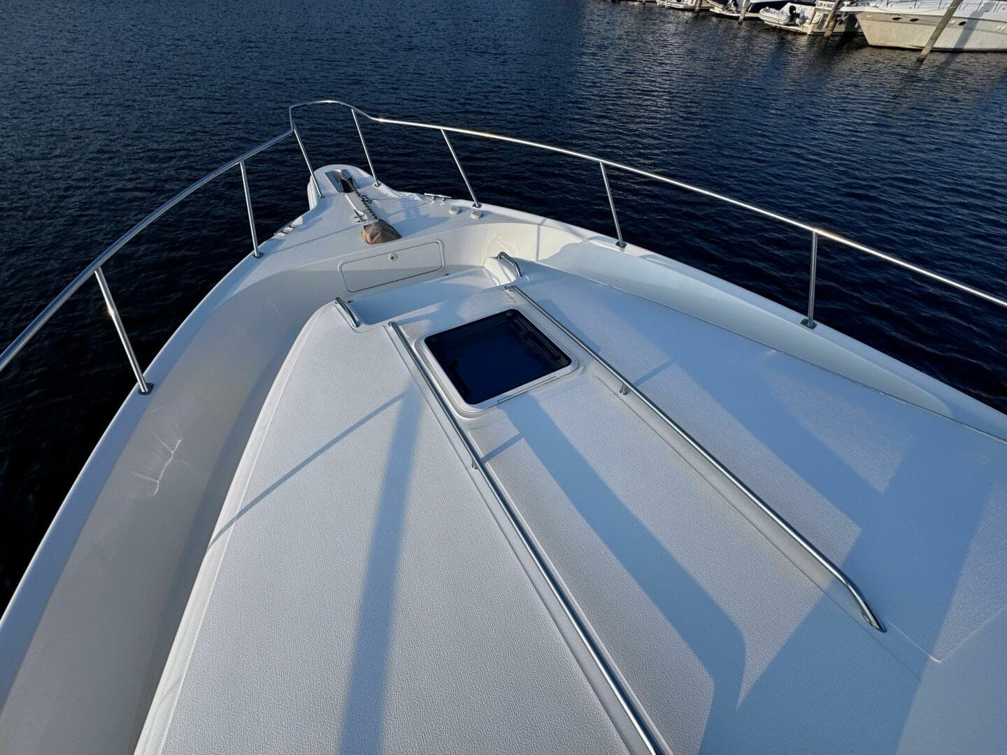 2000 Sea Ray 450 Express Bridge — photo 13