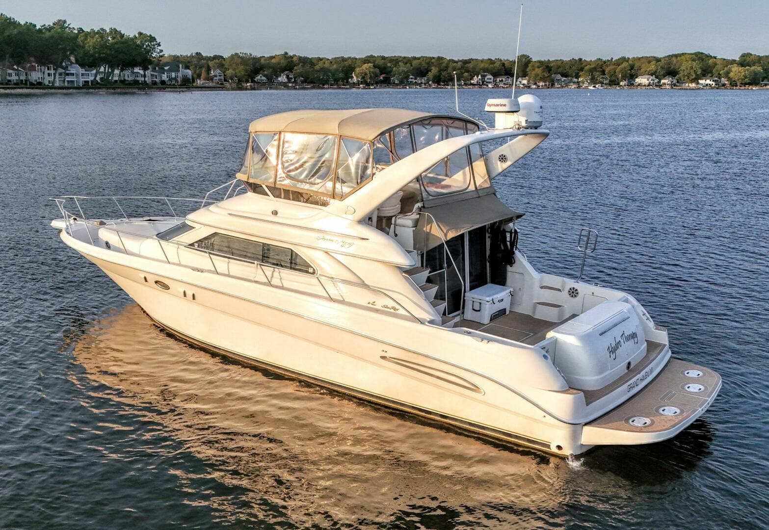 2000 Sea Ray 450 Express Bridge — photo 1