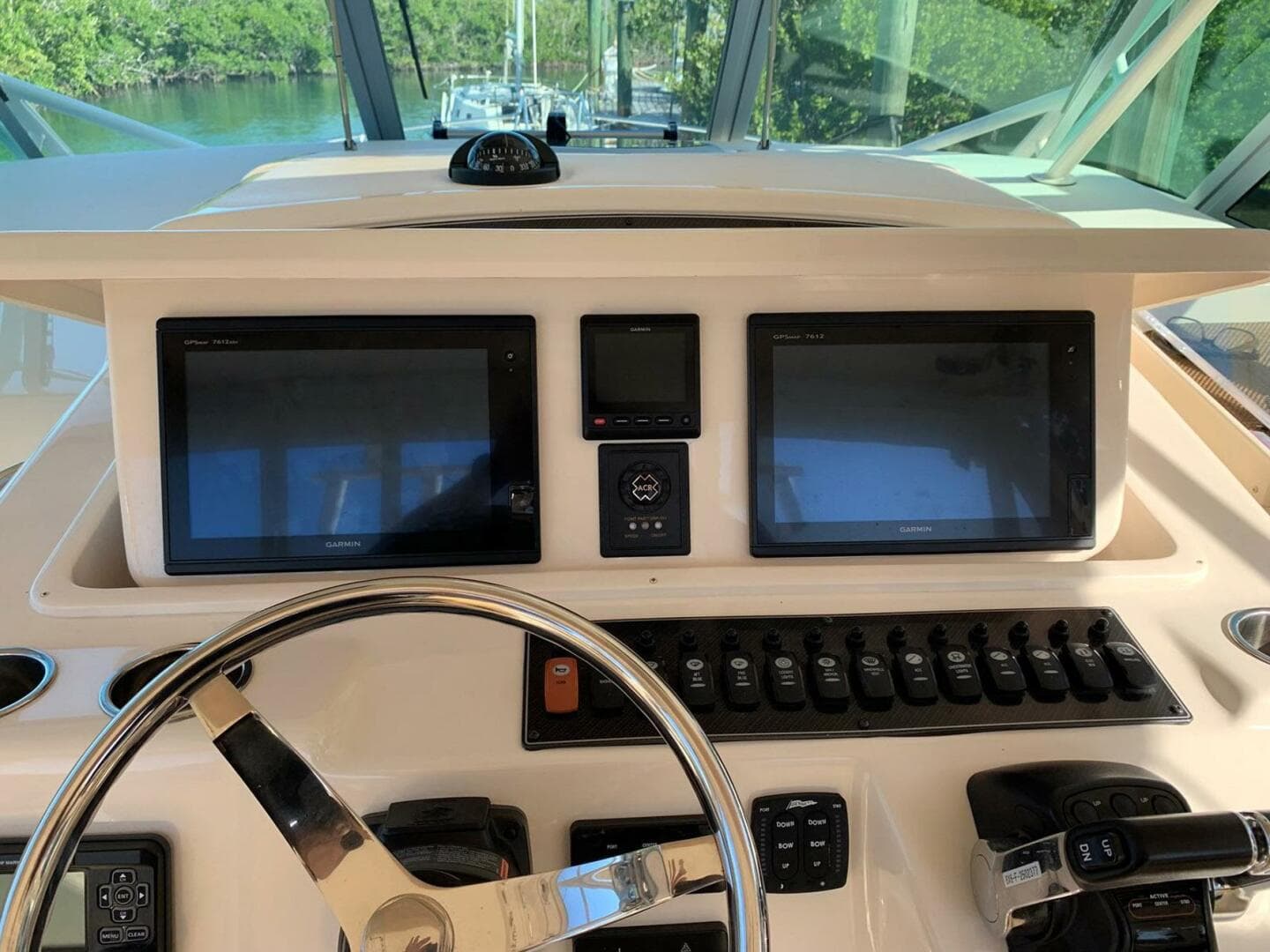 2015 Grady-White 370 Express — photo 4