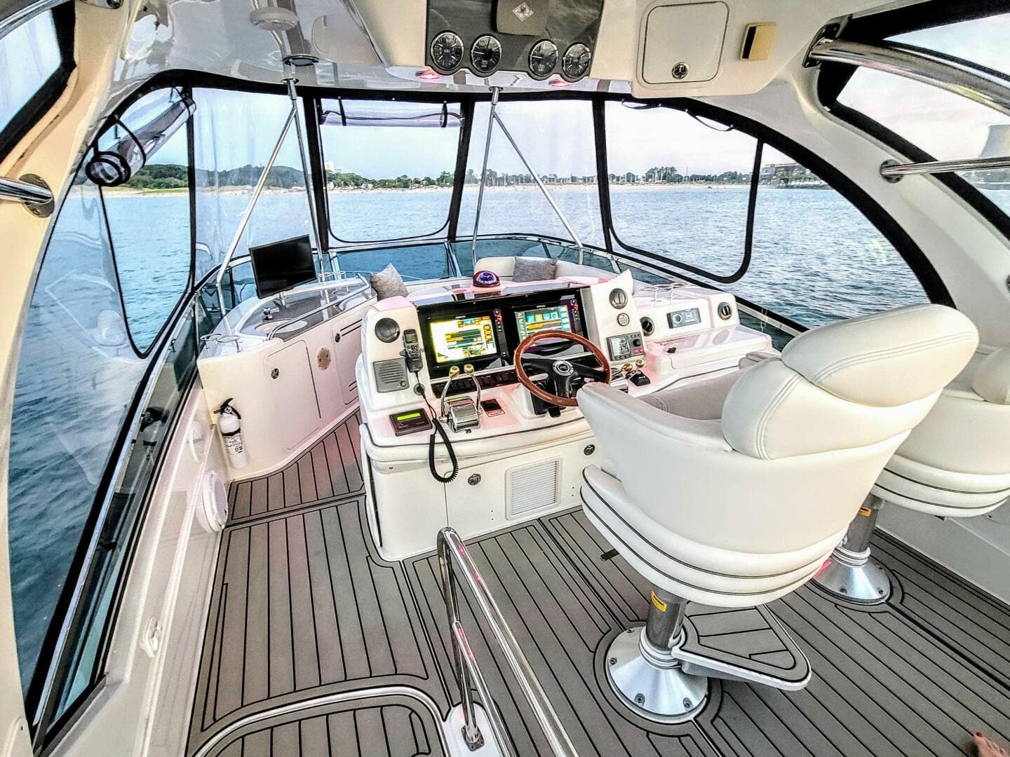 2006 Sea Ray 52 Sedan Bridge — photo 13