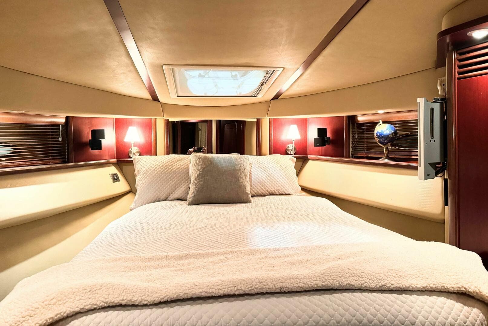 2006 Sea Ray 52 Sedan Bridge — photo 34