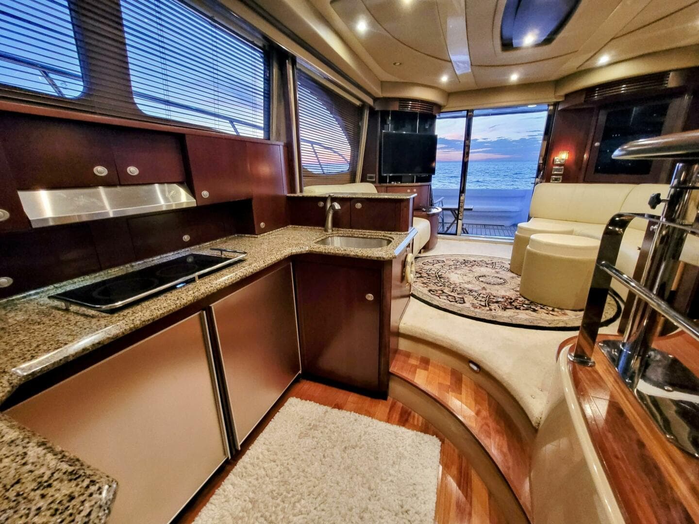 2006 Sea Ray 52 Sedan Bridge — photo 27