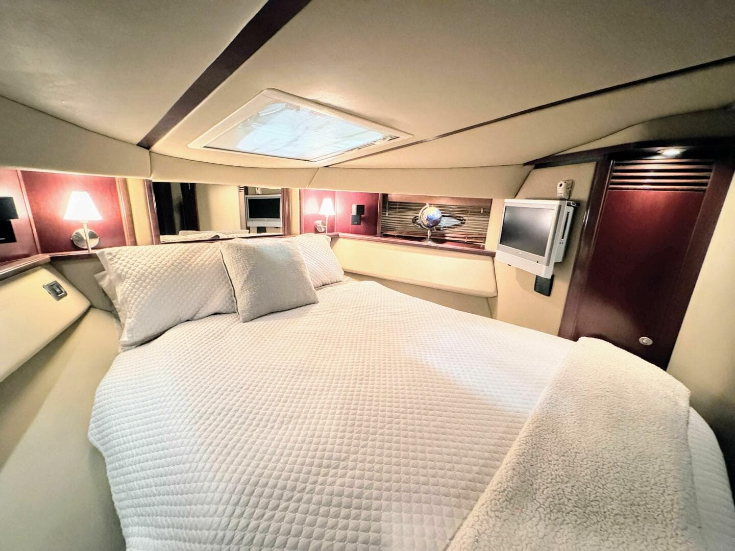 2006 Sea Ray 52 Sedan Bridge — photo 38