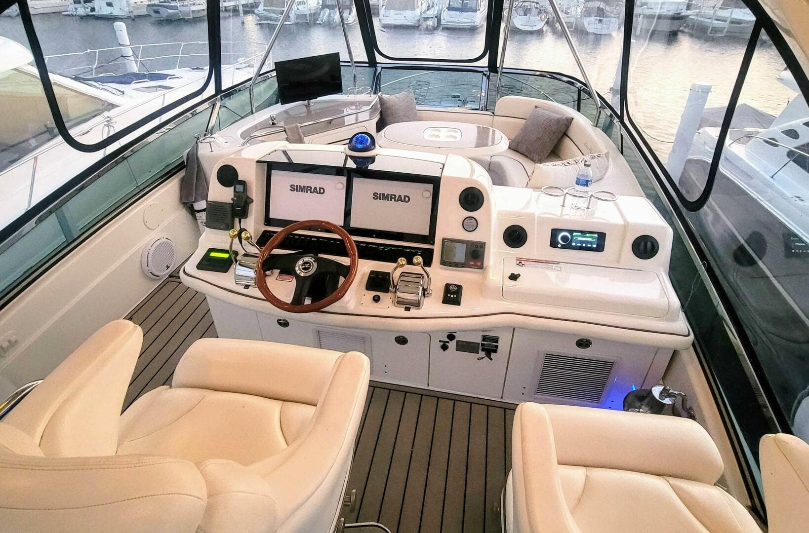 2006 Sea Ray 52 Sedan Bridge — photo 15