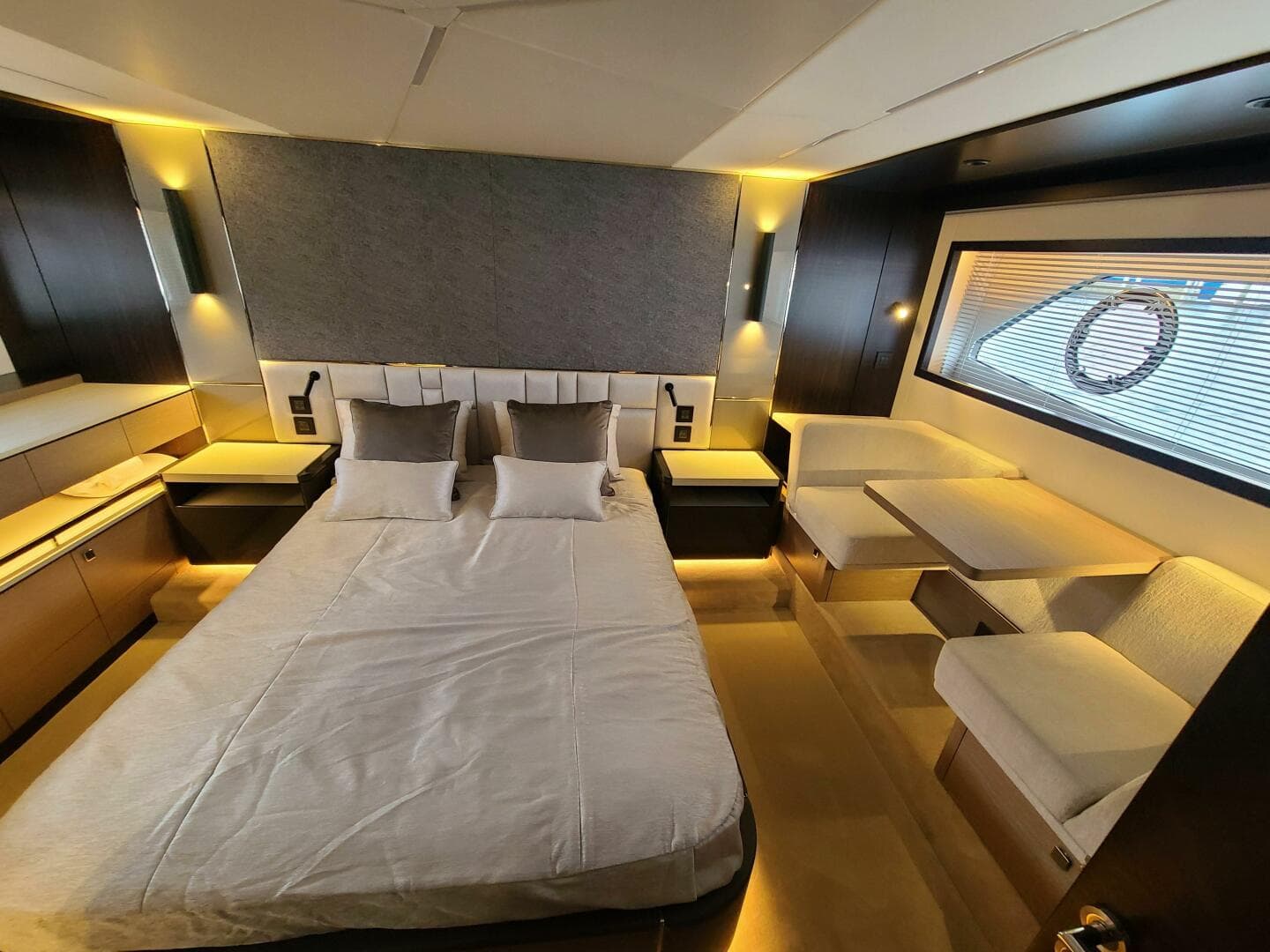 2023 Sunseeker 68 Manhattan — photo 18