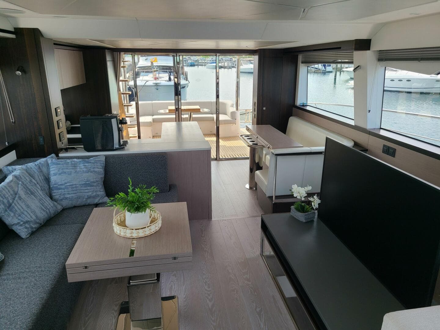 2023 Sunseeker 68 Manhattan — photo 16