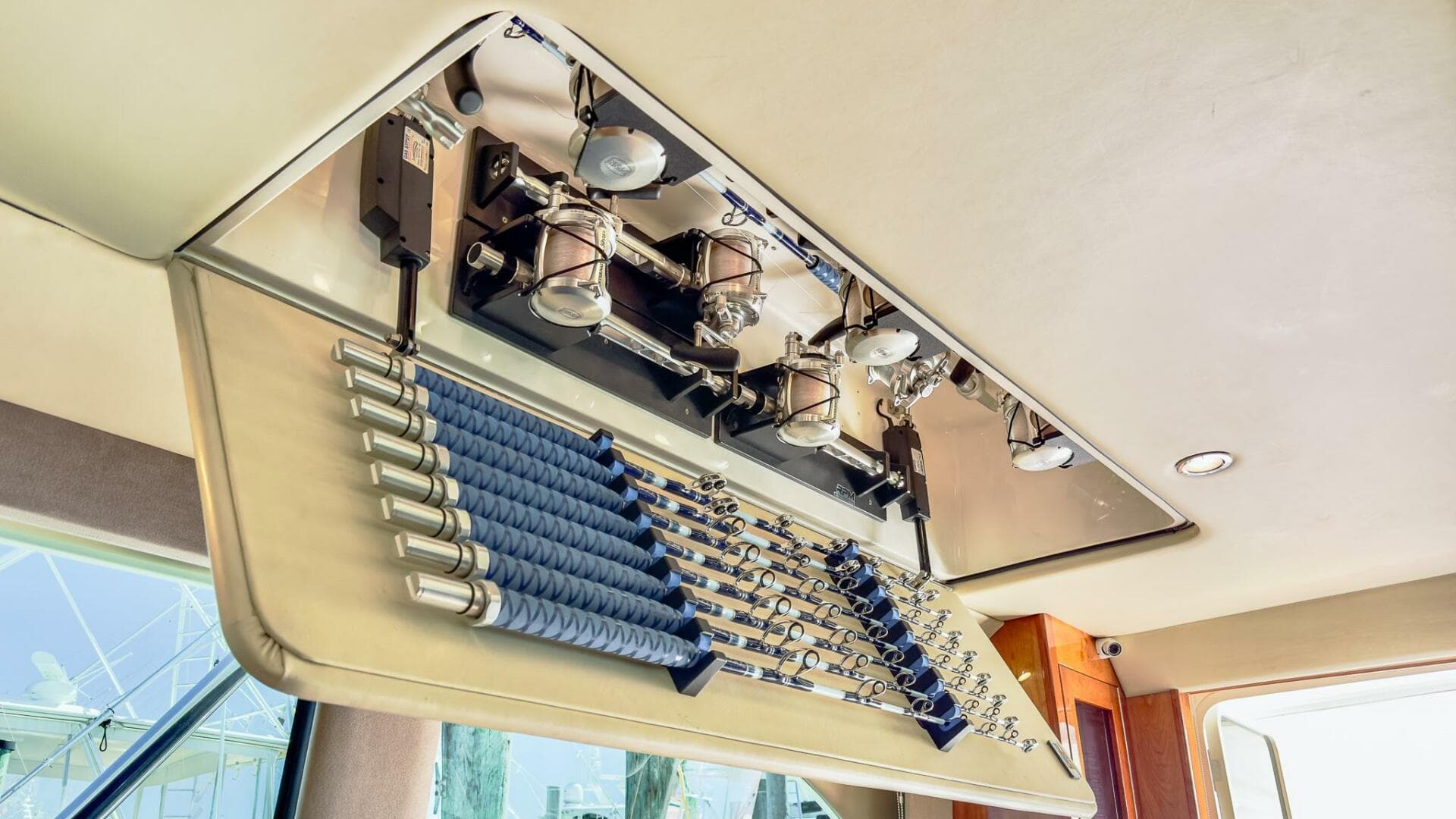 2005 Riviera 51 Flybridge — photo 47