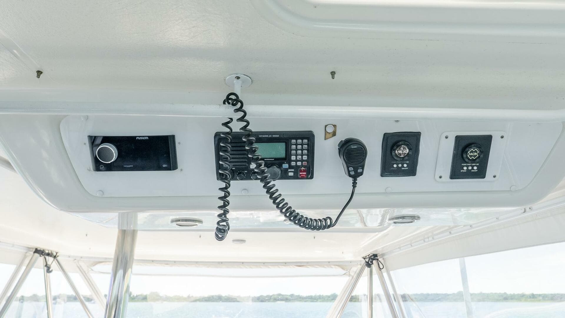 2005 Riviera 51 Flybridge — photo 25