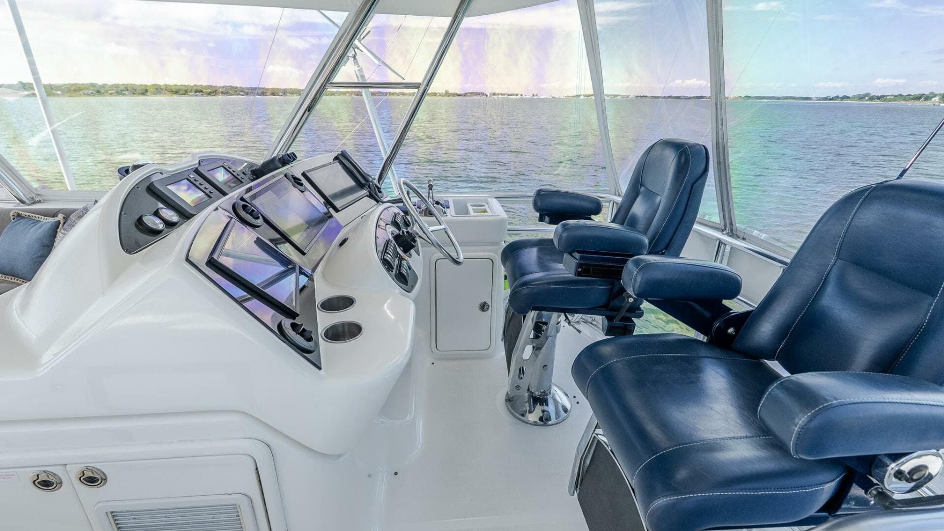 2005 Riviera 51 Flybridge — photo 19