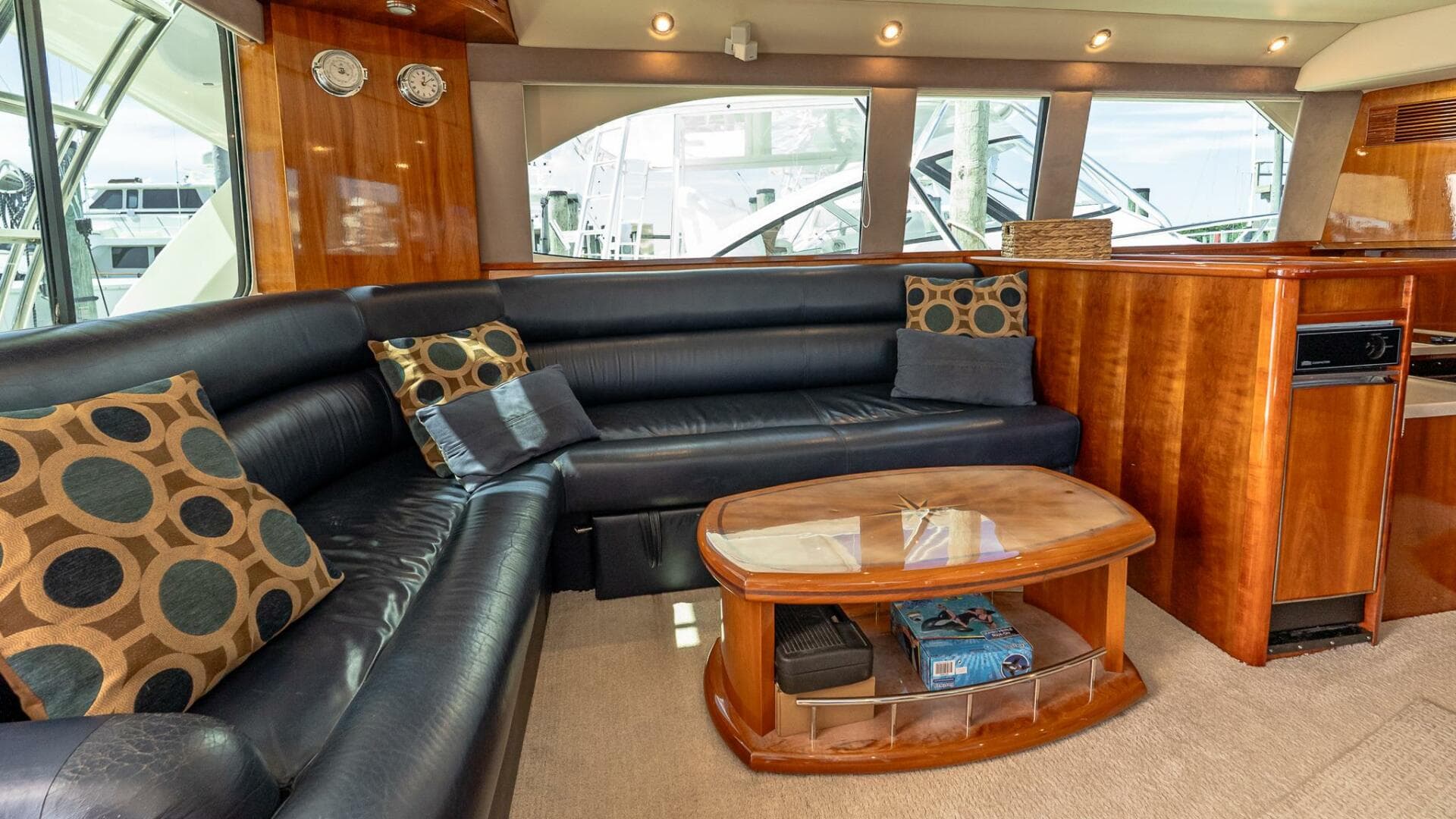 2005 Riviera 51 Flybridge — photo 40