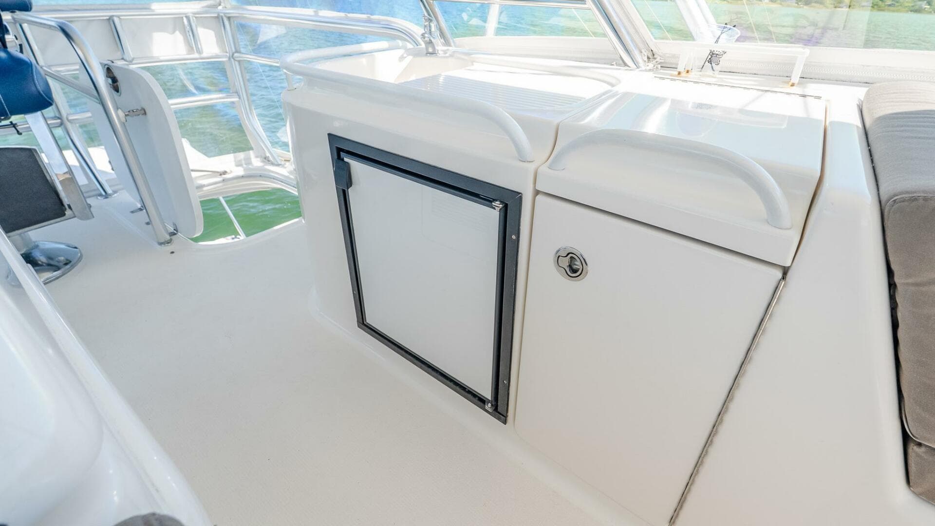 2005 Riviera 51 Flybridge — photo 18