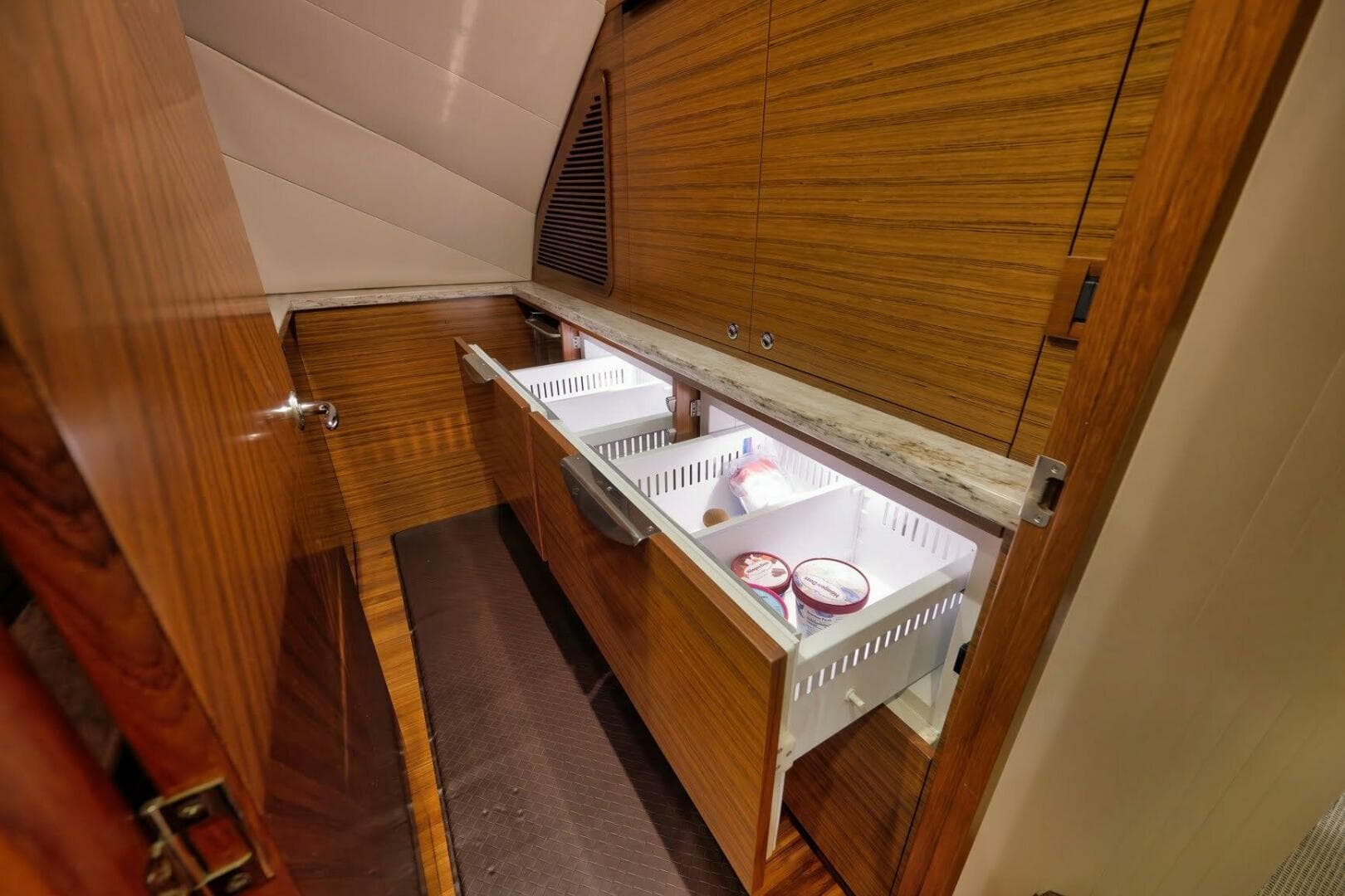 2012 Weaver — photo 32