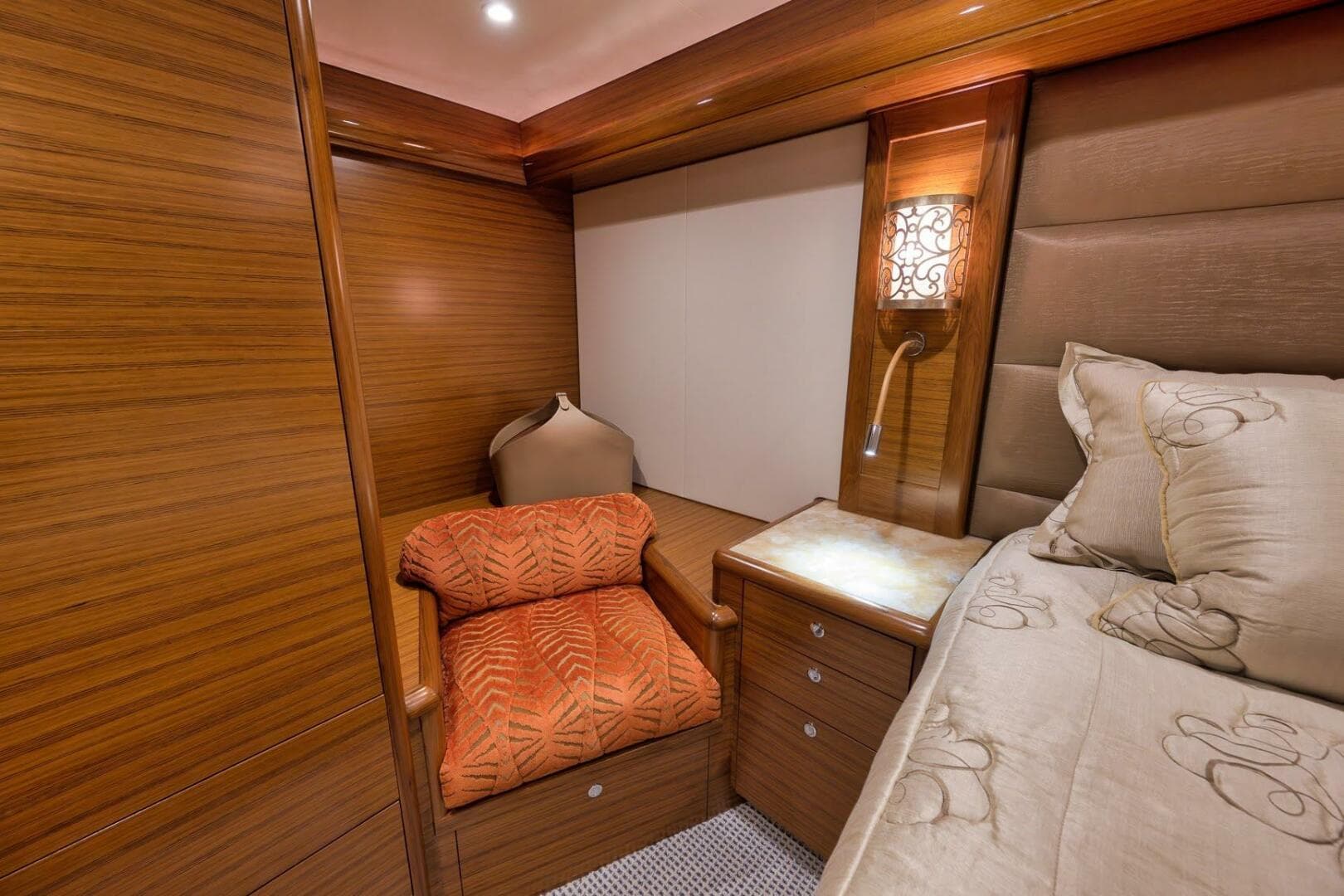 2012 Weaver — photo 17