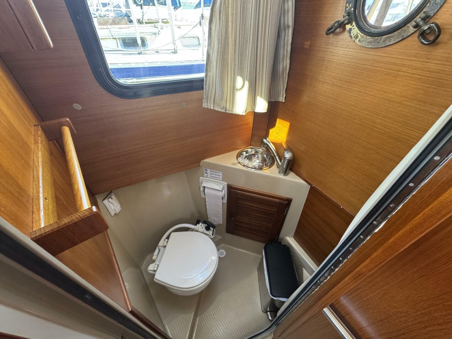 2016 Ranger Tugs — photo 17