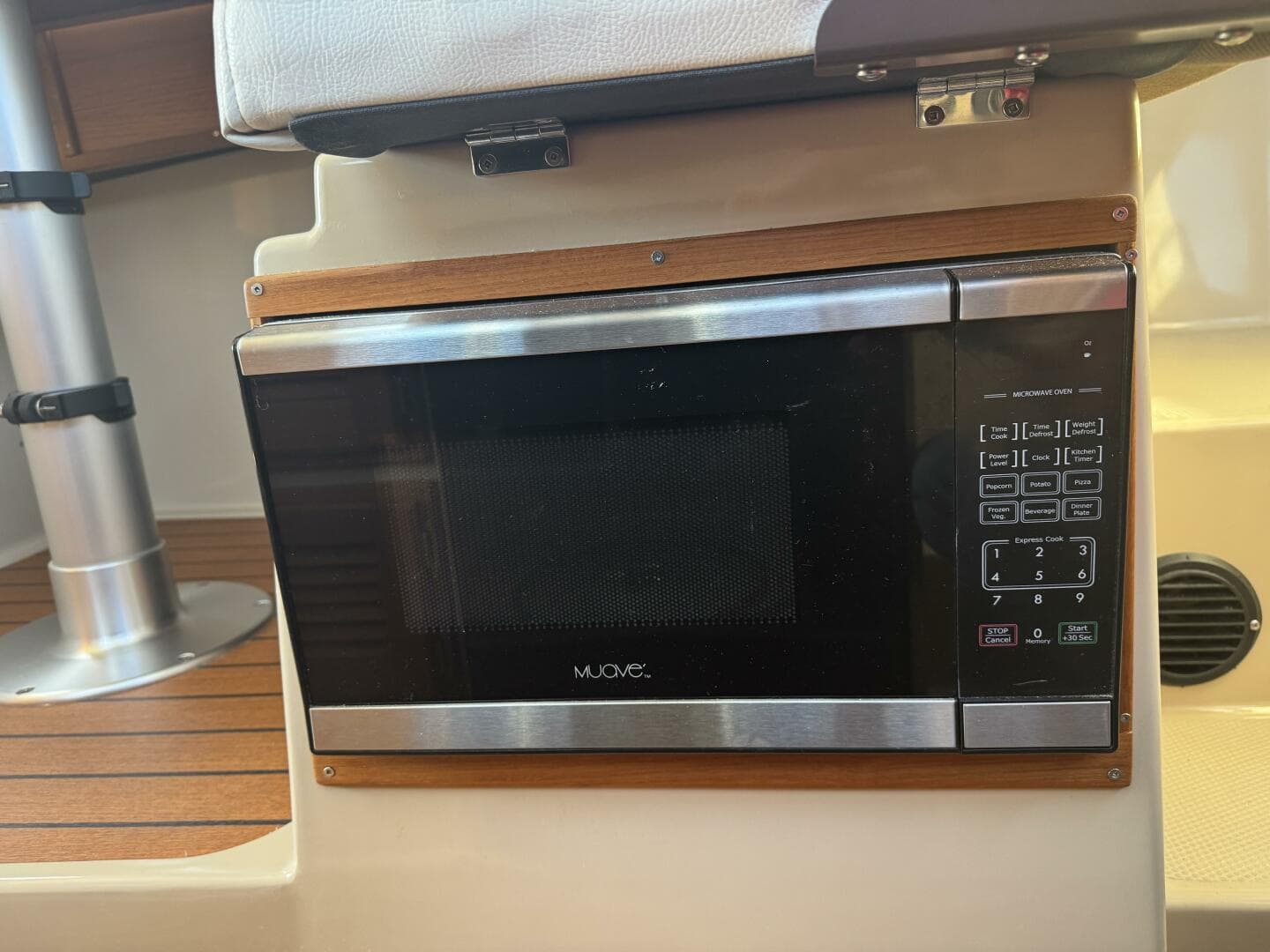 2016 Ranger Tugs — photo 27