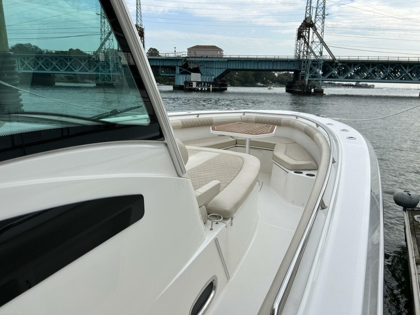 2017 Boston Whaler 370 Outrage — photo 14