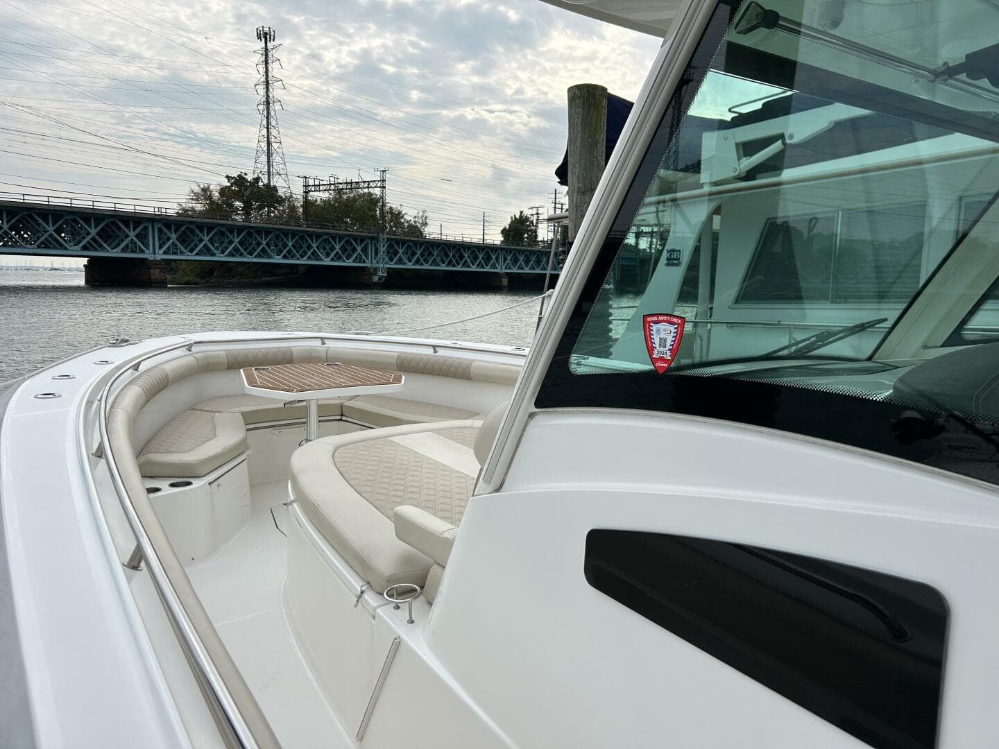 2017 Boston Whaler 370 Outrage — photo 13