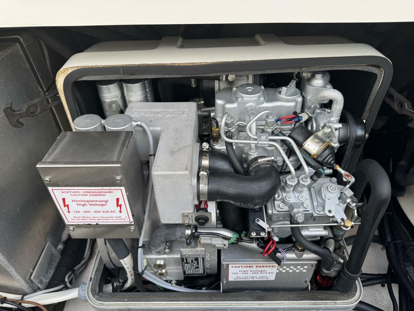 2017 Boston Whaler 370 Outrage — photo 26