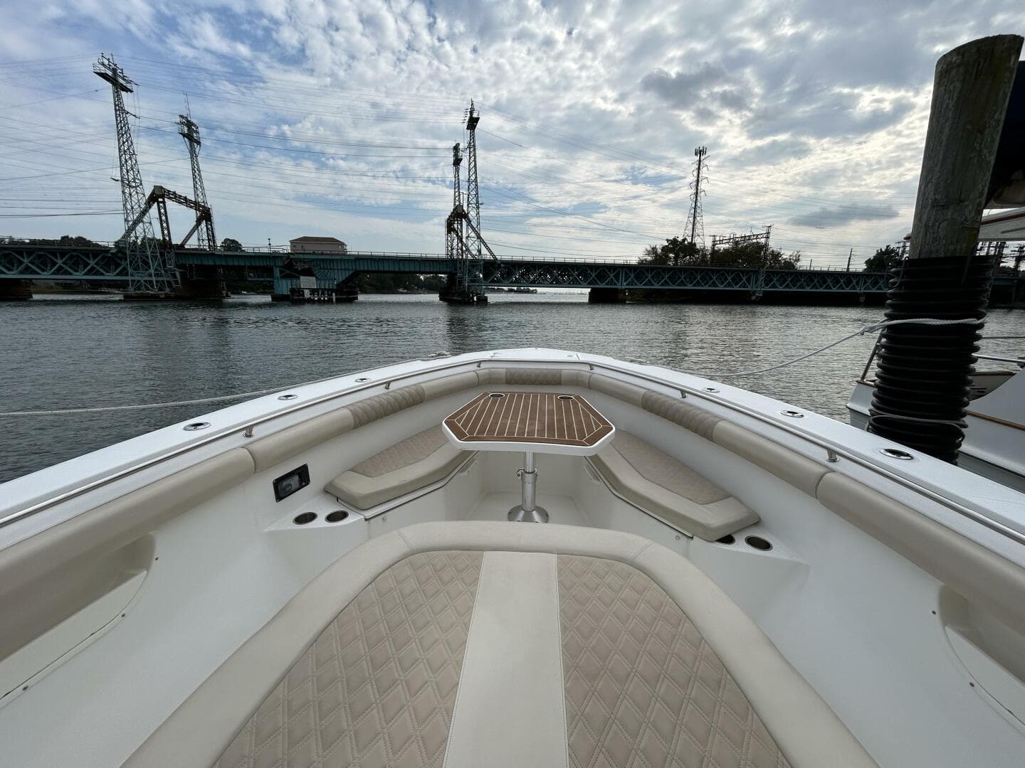 2017 Boston Whaler 370 Outrage — photo 15