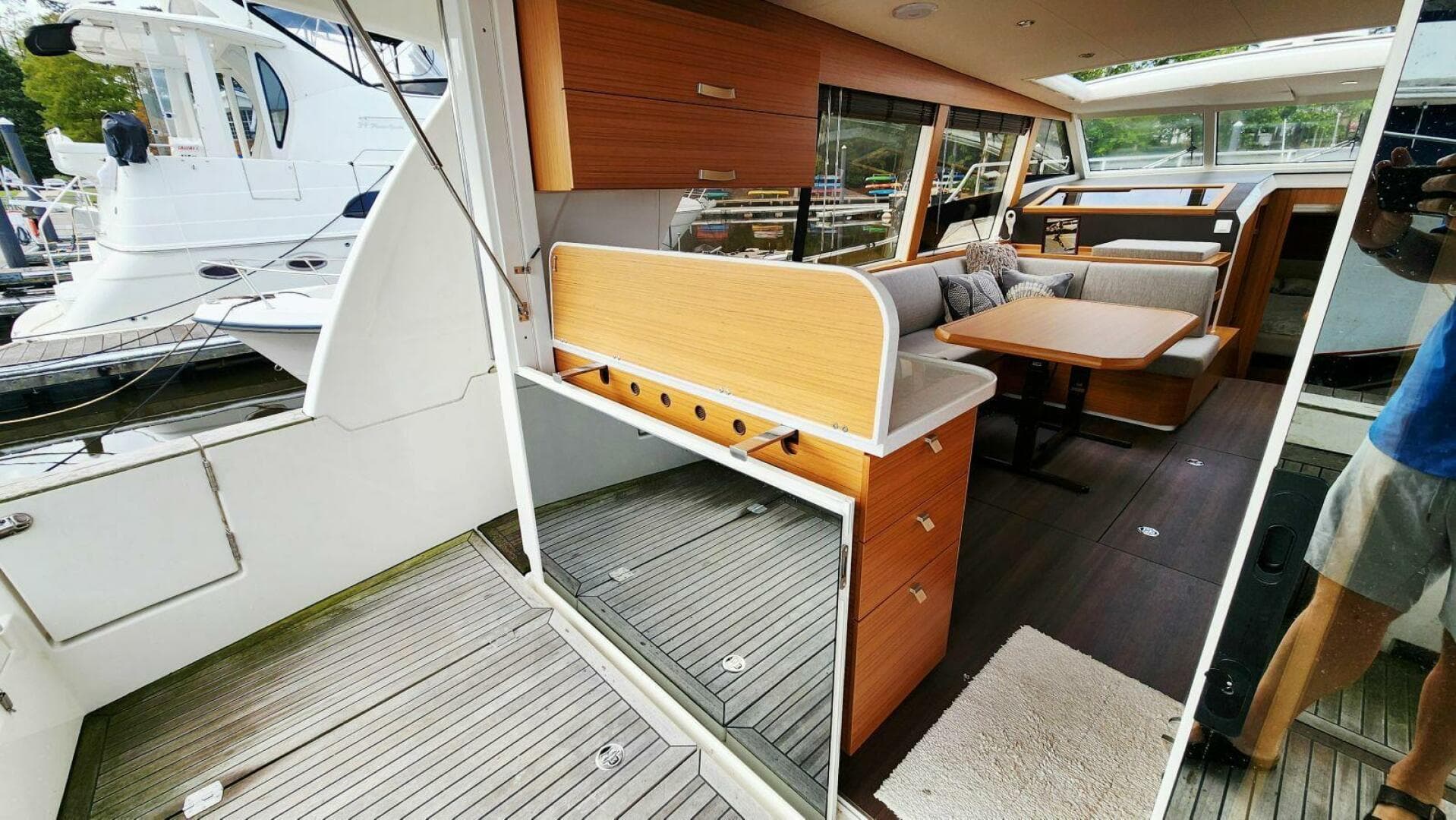 2022 Greenline 40 Hybrid — photo 17