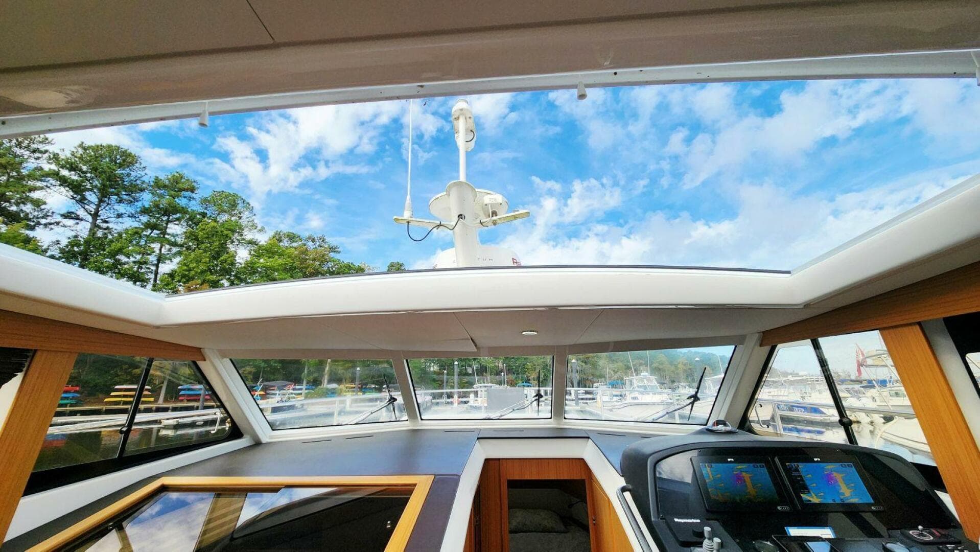 2022 Greenline 40 Hybrid — photo 29