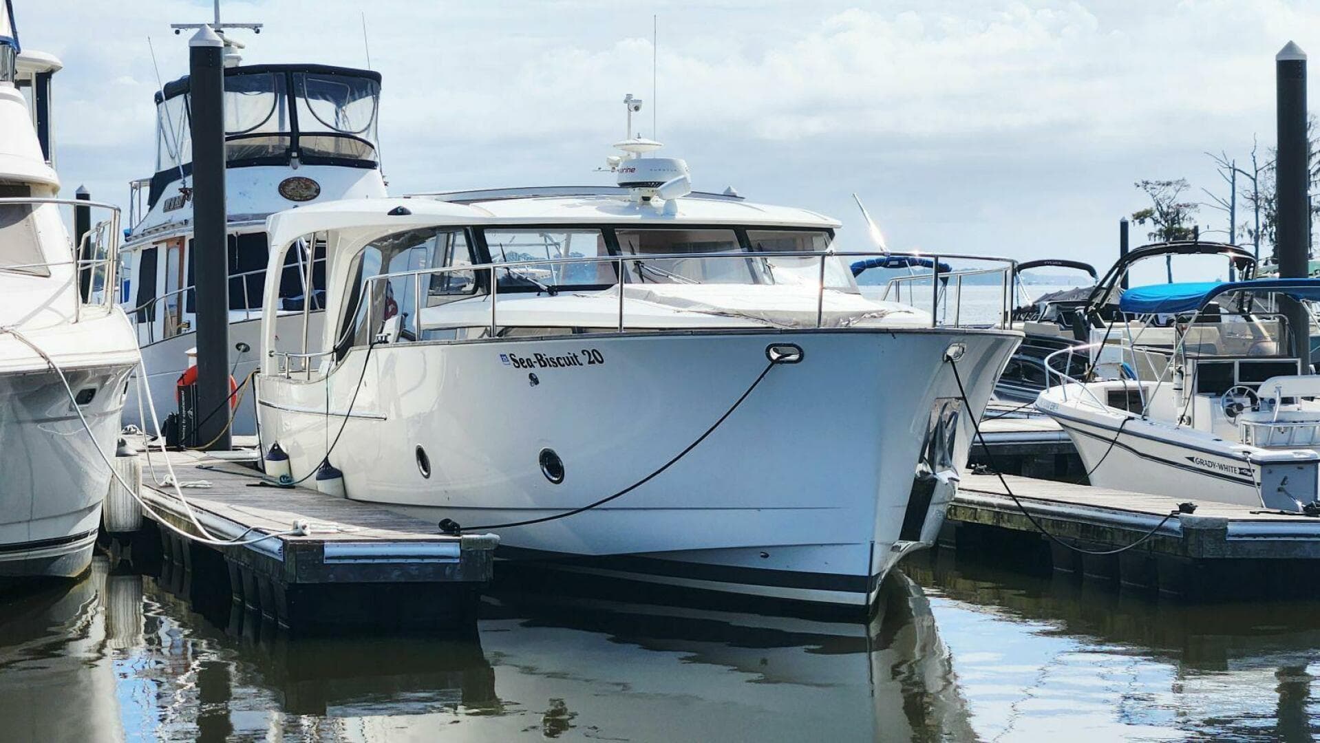 2022 Greenline 40 Hybrid — photo 3