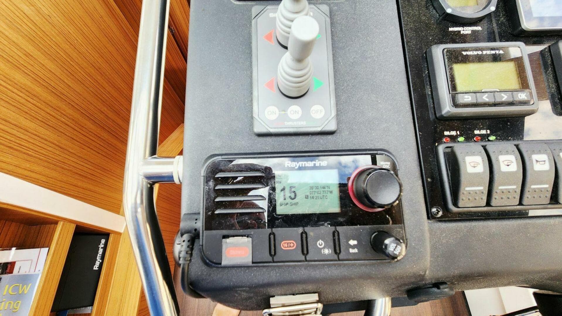 2022 Greenline 40 Hybrid — photo 32