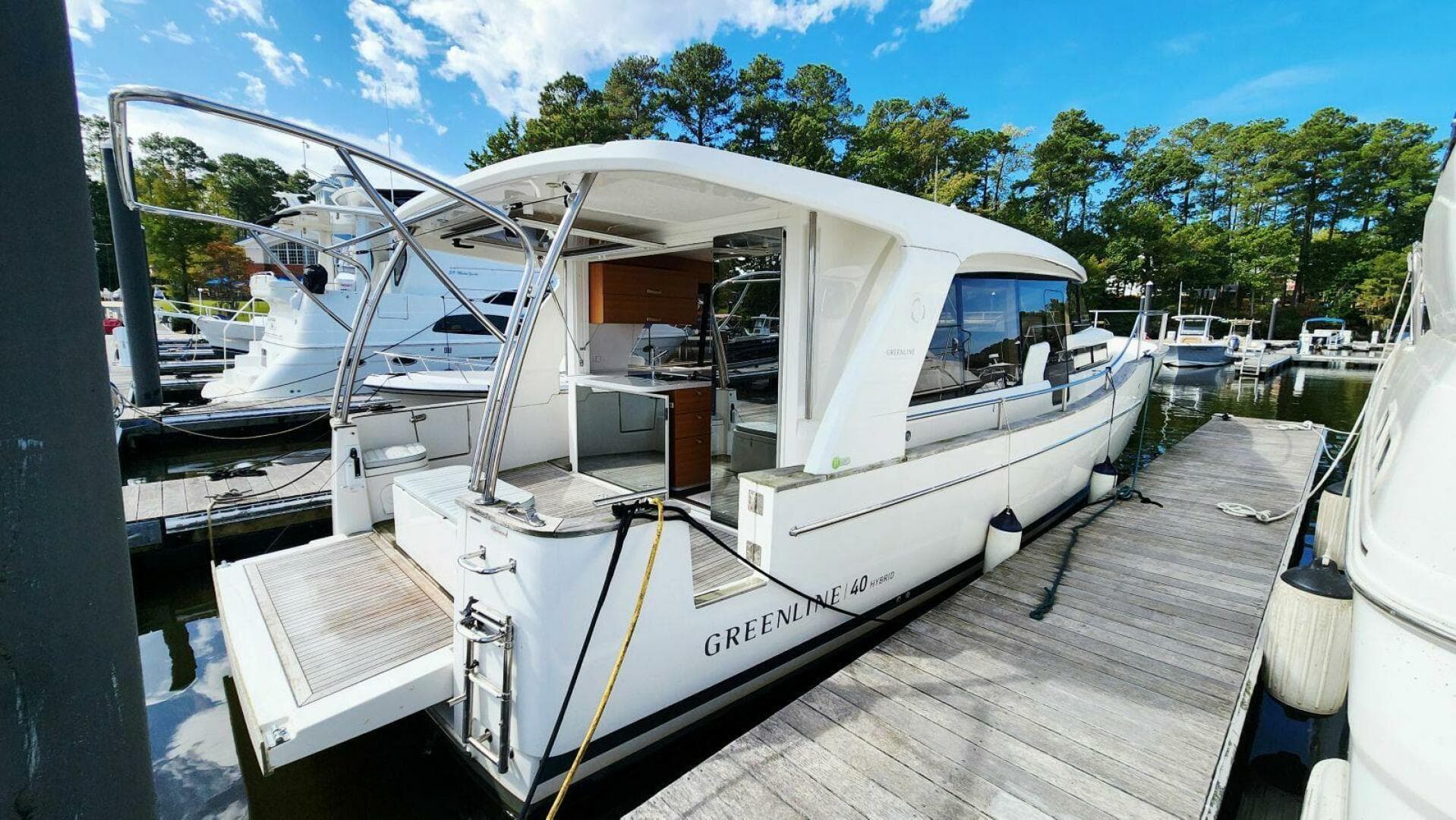 2022 Greenline 40 Hybrid — photo 7