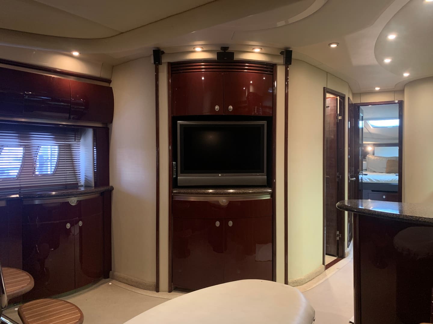 2007 Sea Ray 52 Sundancer — photo 52