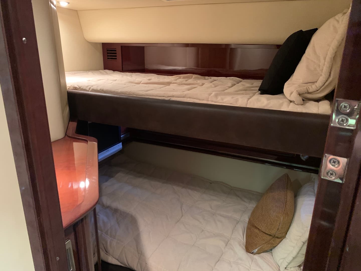 2007 Sea Ray 52 Sundancer — photo 62