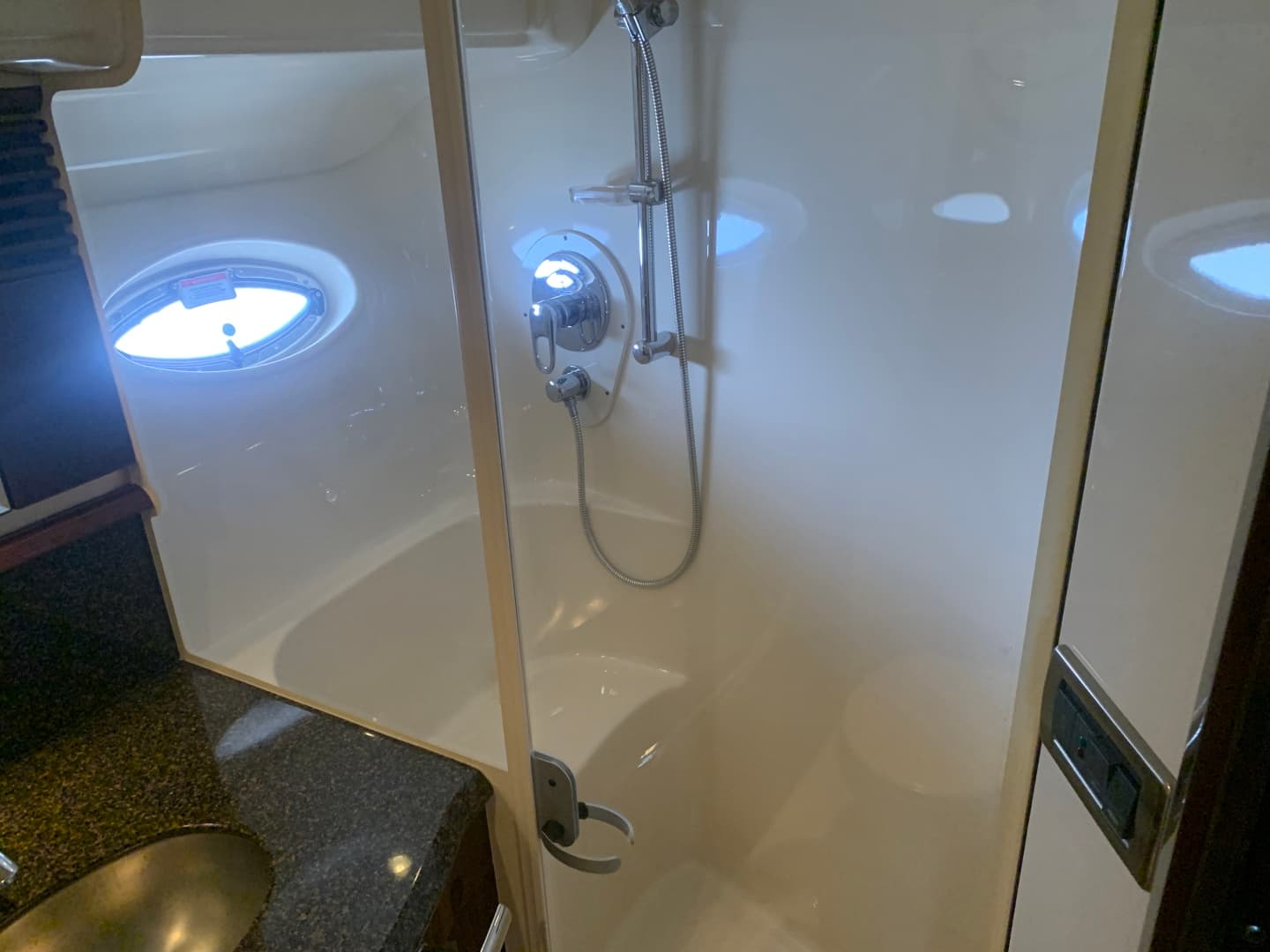 2007 Sea Ray 52 Sundancer — photo 69