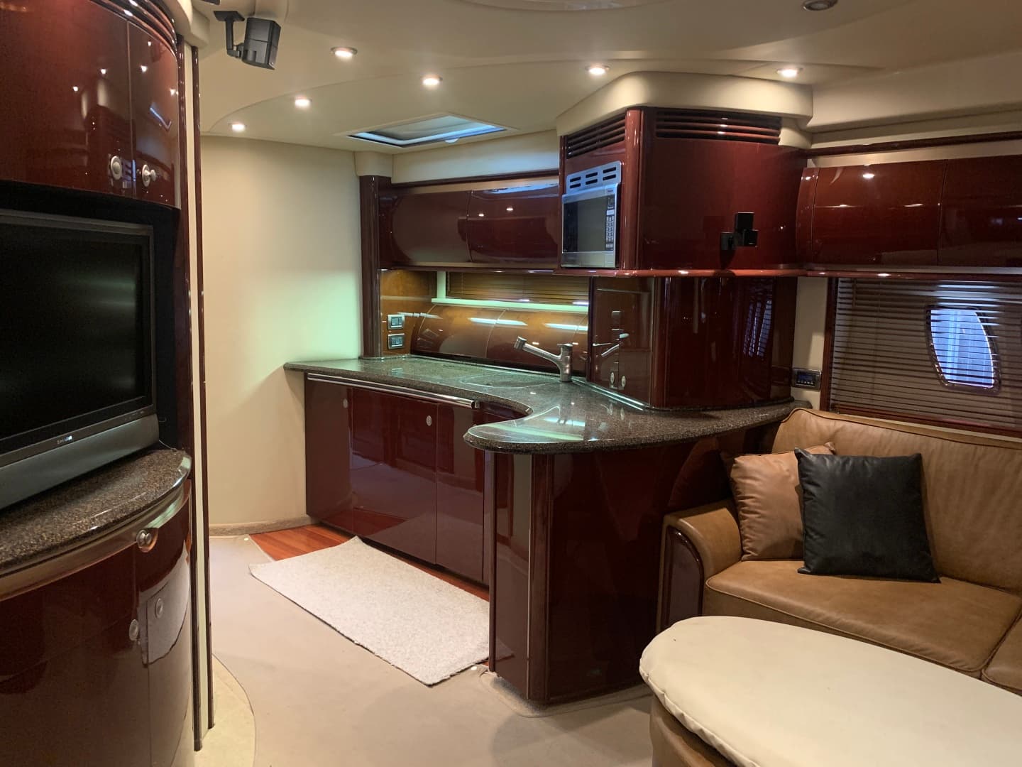 2007 Sea Ray 52 Sundancer — photo 54