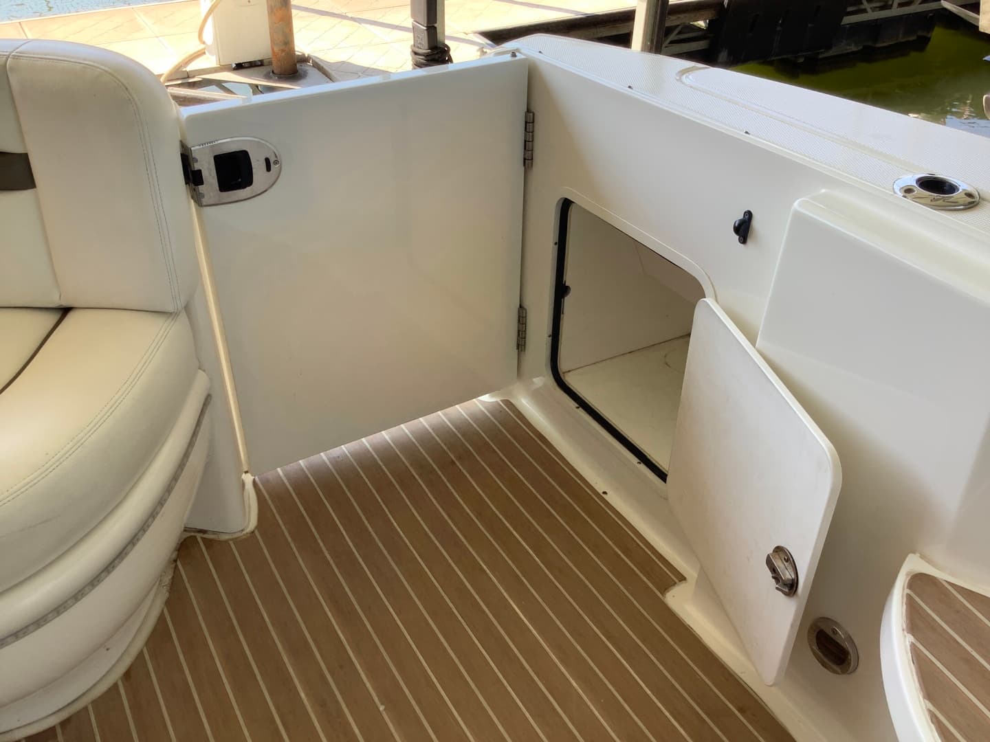 2007 Sea Ray 52 Sundancer — photo 24